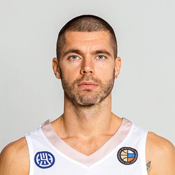 https://img.zldy.com.cn/img/basketball/player/451584cf5b74f8f14a6615526a023511.png