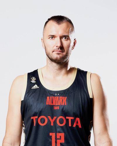 https://img.zldy.com.cn/img/basketball/player/56716212b35d27e0f9cfeca24e2cba8f.png