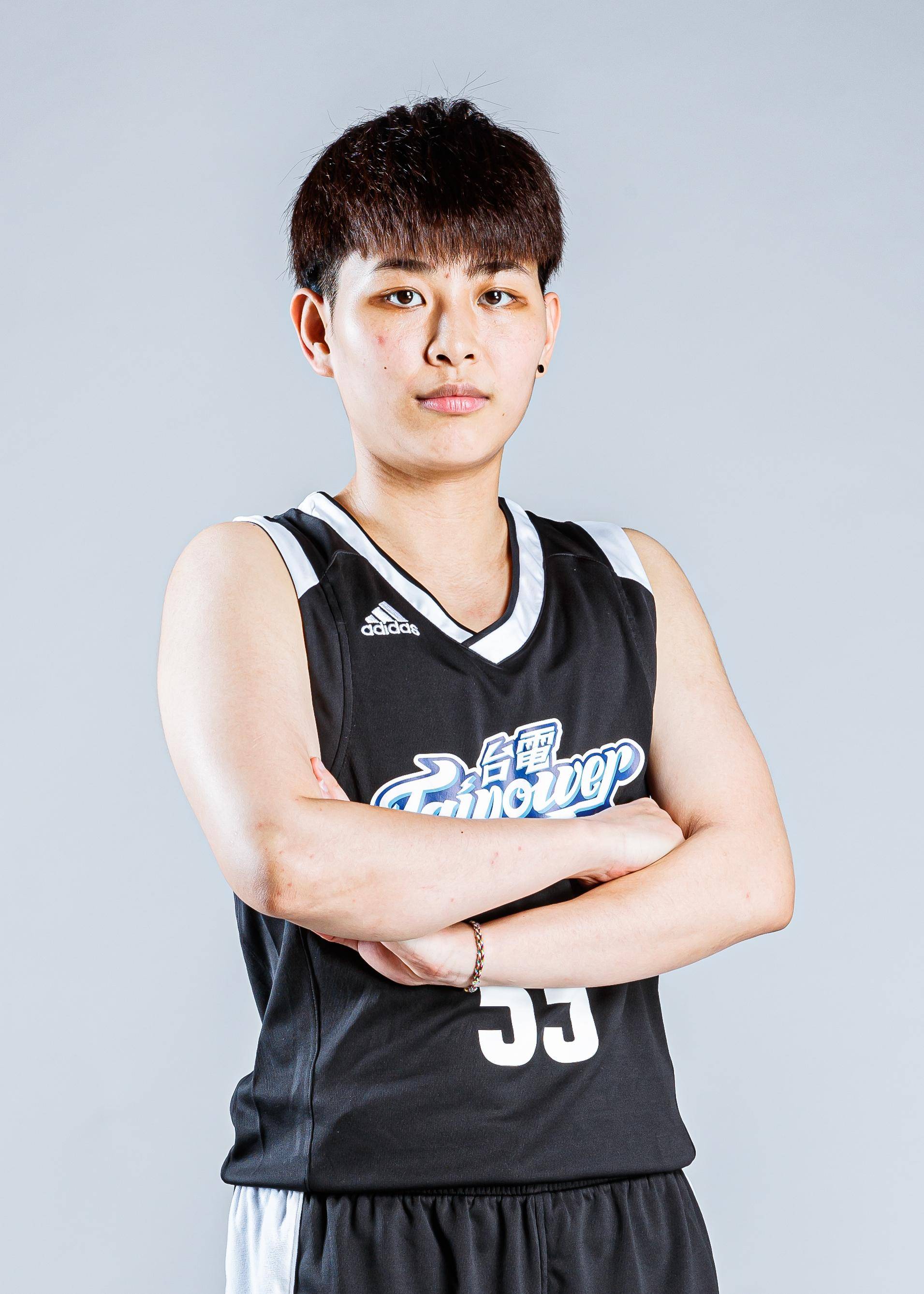 https://img.zldy.com.cn/img/basketball/player/83df7629fde16e154e5649ab4850fde1.png