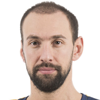 https://img.zldy.com.cn/img/basketball/player/b35931e0b3624a164b8bc8cc66378cef.png