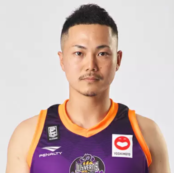 https://img.zldy.com.cn/img/basketball/player/bdbd5acdc2a9cc24068ec73e418075d0.png